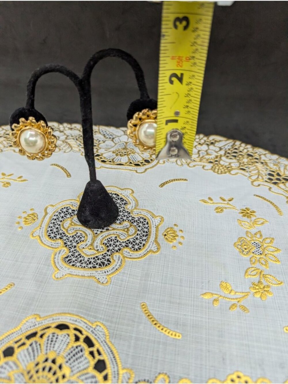 Vtg Christian Dior Faux Pearl Gold tone Chain Earrings 1.25"  Designer Runway - Picture 10 of 16